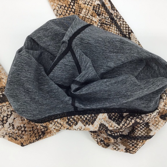 True Religion NWOT High Waisted Python Leggings XS - Picture 10 of 13